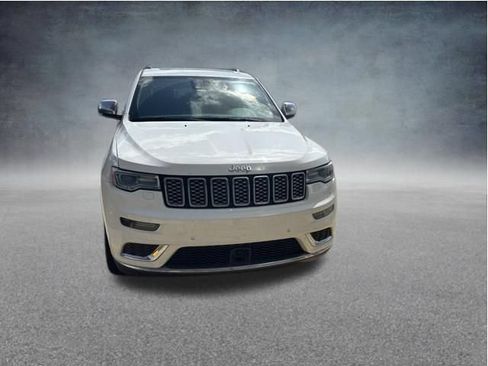 Used 2017 Jeep Grand Cherokee Summit w/ Skid Plate Group AWD/4WD image 3