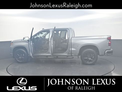 Used 2025 Chevrolet Silverado 1500 Custom w/ Turbomax Blackout Package image 28