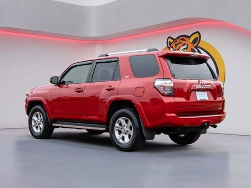 Used 2022 Toyota 4Runner SR5 image 7
