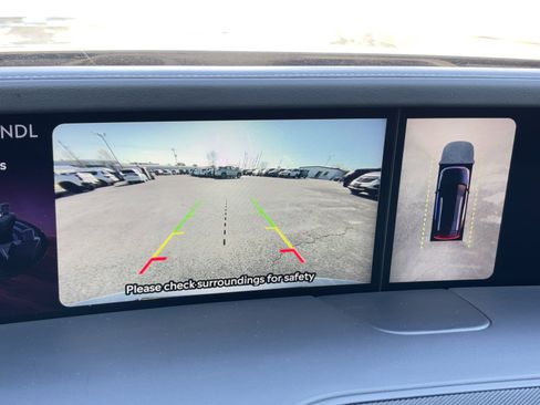 Used 2024 Lincoln Nautilus Reserve image 4