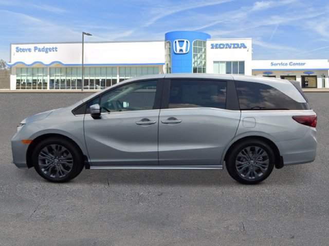New 2027 Honda Odyssey Touring image 2