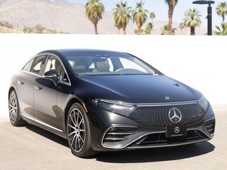 Used 2023 Mercedes-Benz EQS 580 4MATIC Sedan video 2