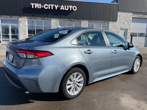 Used 2024 Toyota Corolla LE image 7