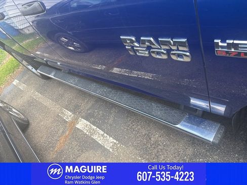 Used 2016 RAM 1500 Express AWD/4WD image 3