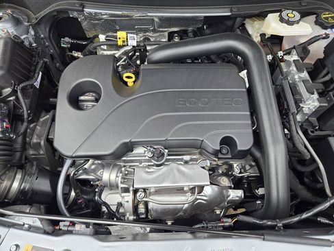 New 2026 Chevrolet Equinox RS w/ Safety and Technology Package FWD image 21