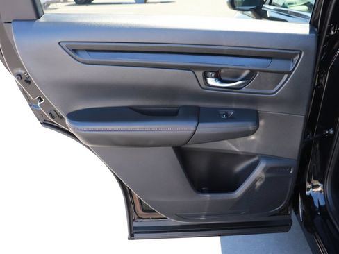 Used 2025 Honda CR-V Sport image 13