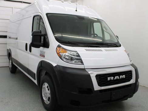 Used 2019 RAM ProMaster 2500 FWD image 4