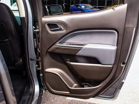 Used 2019 Chevrolet Colorado Z71 image 12