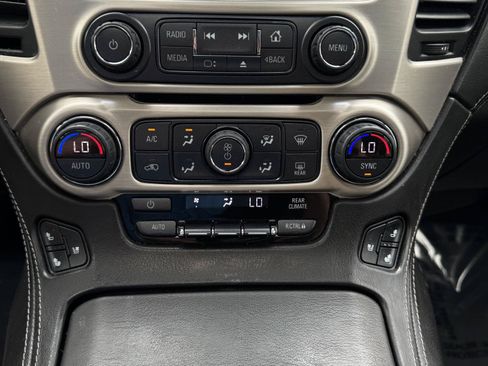 Used 2019 GMC Yukon XL Denali RWD image 27