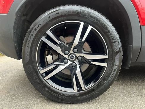 Used 2023 Volvo XC40 B5 Plus w/ Driver Assist Package image 31