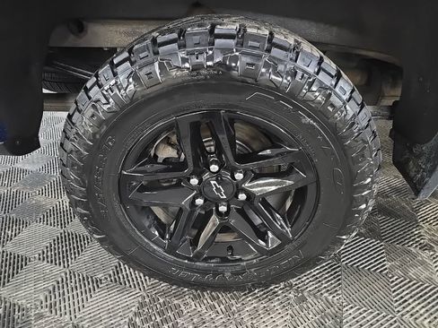 Used 2023 Chevrolet Silverado 1500 Custom Trail Boss image 13