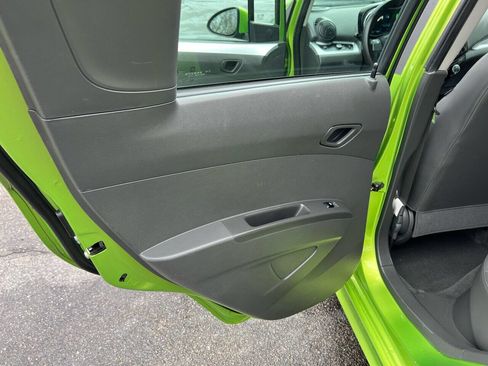 Used 2015 Chevrolet Spark LT image 23