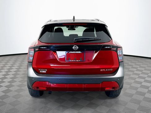 Certified 2025 Nissan Kicks SR AWD/4WD image 10