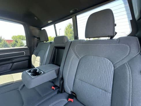 Used 2022 RAM 1500 Big Horn AWD/4WD image 17