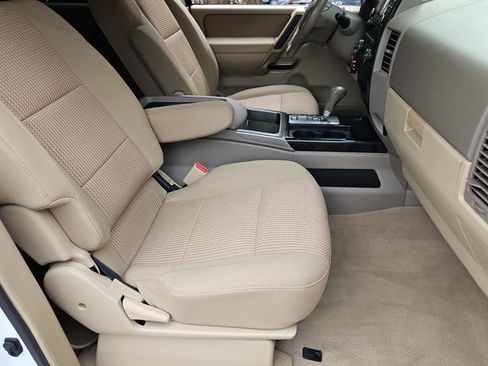 Used 2013 Nissan Titan SV w/ SV Value Truck Pkg image 19