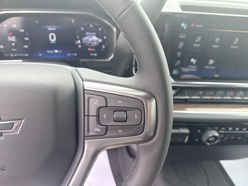 New 2026 Chevrolet Silverado 1500 RST w/ Redline Edition AWD/4WD image 4