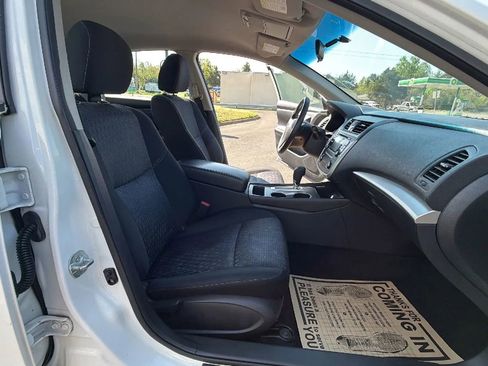 Used 2016 Nissan Altima 2.5 S w/ Power Driver Seat Package FWD image 39