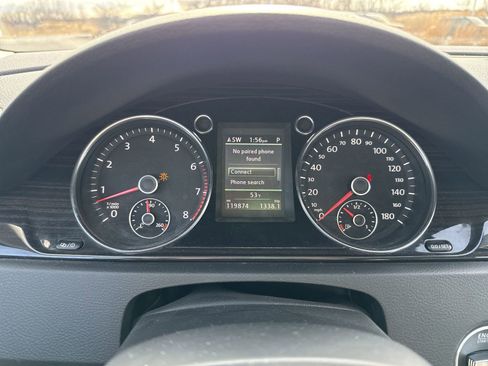 Used 2013 Volkswagen CC Executive image 15