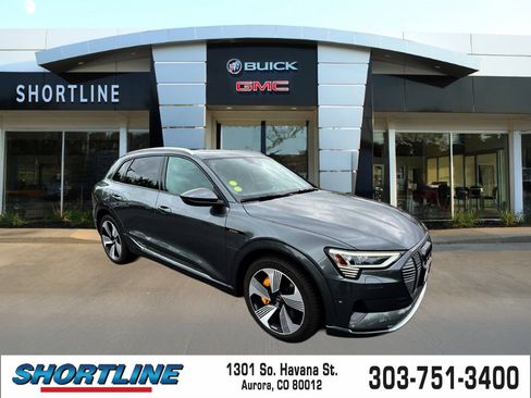 Used 2019 Audi e-tron Prestige w/ Prestige Package AWD/4WD image 1