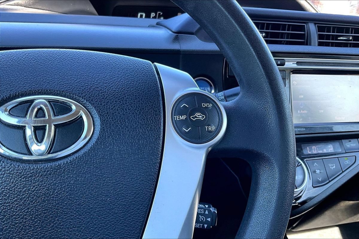 Used 2015 Toyota Prius C Three FWD image 23