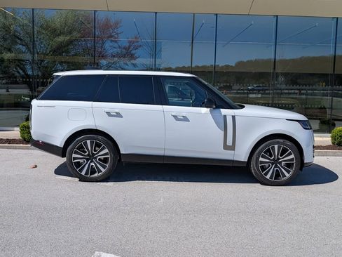 New 2026 Land Rover Range Rover SE AWD/4WD image 8