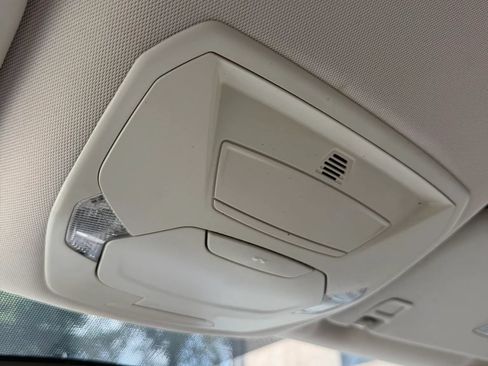 Used 2017 Ford Escape SE w/ Equipment Group 201A FWD image 39
