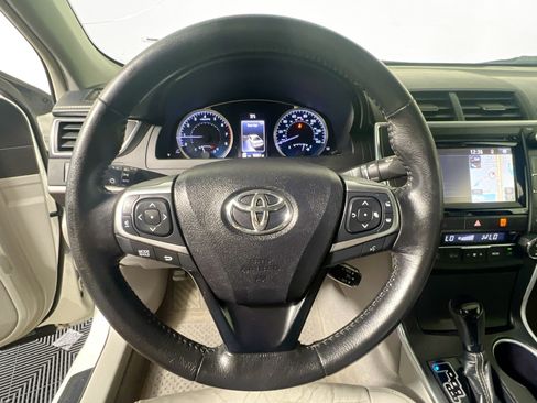 Used 2015 Toyota Camry XLE FWD image 17