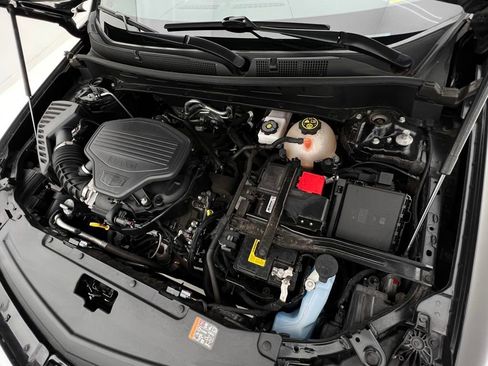 Used 2022 Cadillac XT6 Premium Luxury image 33