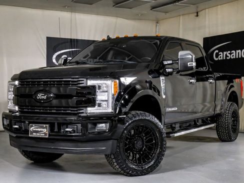 Used 2019 Ford F250 Lariat w/ Lariat Ultimate Package image 5