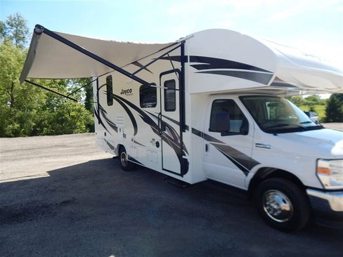 Used 2022 Ford E-450 and Econoline 450 Super Duty w/ Motorhome Prep Package RWD image 45
