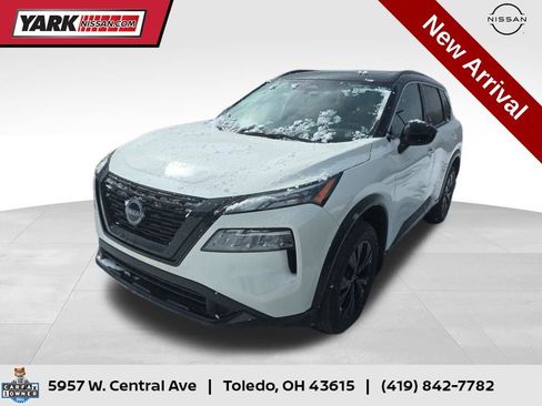 Certified 2023 Nissan Rogue SV w/ SV Premium B Package image 1
