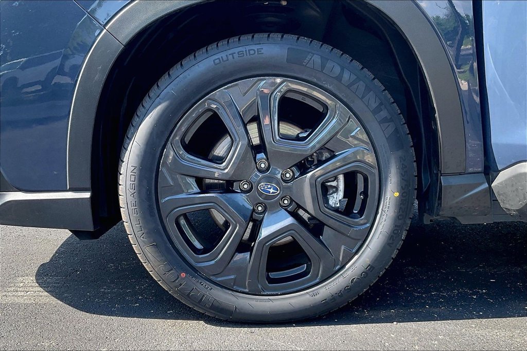 Certified 2024 Subaru Ascent Onyx Edition AWD/4WD image 10