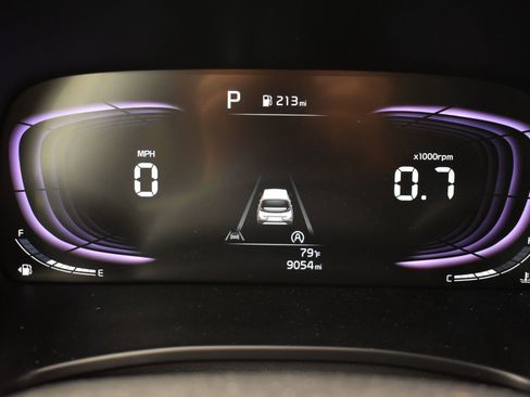 Used 2025 Kia Soul LX FWD image 28