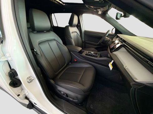 New 2026 Jeep Cherokee Limited image 29