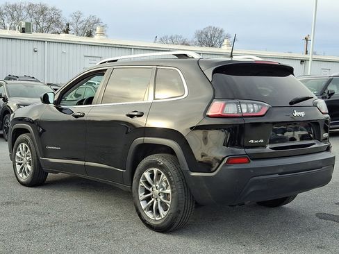 Used 2019 Jeep Cherokee Latitude Plus w/ Comfort/Convenience Group image 6