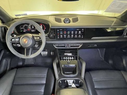 Certified 2025 Porsche Cayenne GTS AWD/4WD image 26