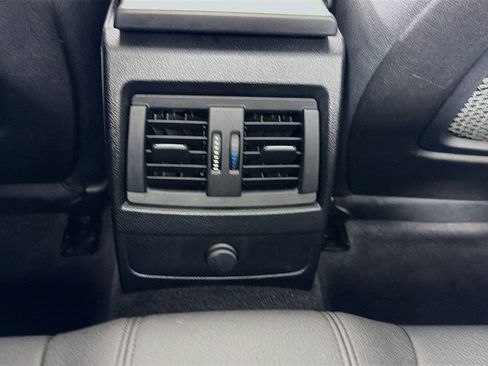 Used 2017 BMW 230i xDrive Coupe AWD/4WD image 26
