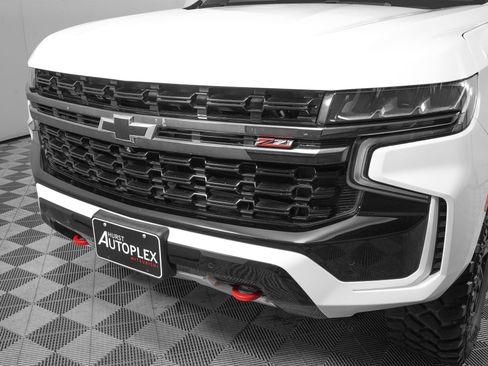 Used 2021 Chevrolet Tahoe Z71 w/ Z71 Off-Road Package AWD/4WD image 30