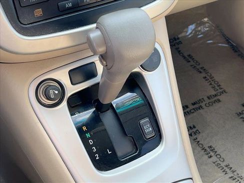 Used 2004 Toyota Highlander 2WD V6 image 12