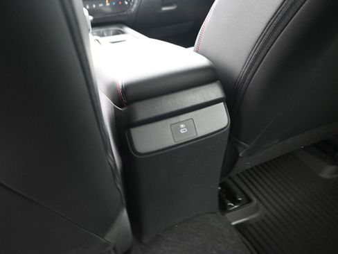 New 2026 Nissan Sentra SR FWD image 13