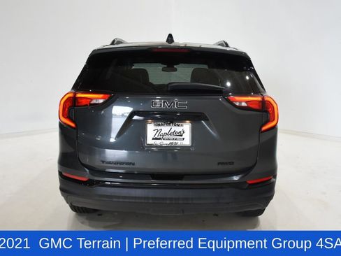 Used 2021 GMC Terrain SLT w/ Infotainment Package II image 5