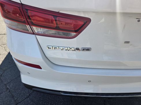Used 2020 Kia Optima LX FWD image 4