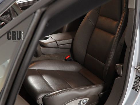 Used 2014 Porsche Panamera 4 image 25