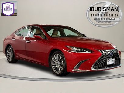 Used 2021 Lexus ES 300h w/ Premium Package
