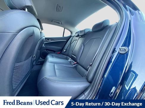 Used 2021 Genesis G70 2.0T image 26