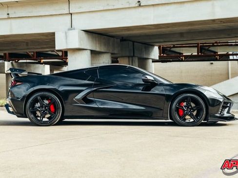 Used 2020 Chevrolet Corvette Stingray Coupe w/ Battery Protection Package RWD image 10