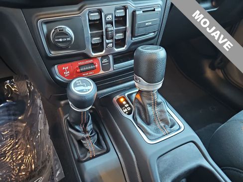 Used 2021 Jeep Gladiator Mojave image 21