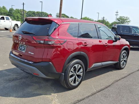Used 2021 Nissan Rogue SV AWD/4WD image 7