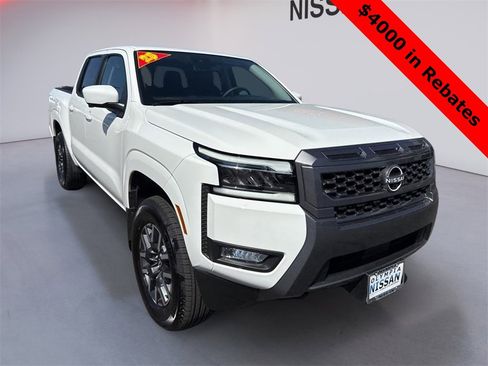 New 2025 Nissan Frontier SL image 6