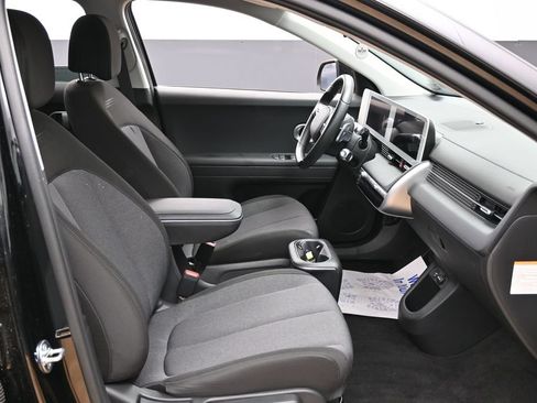 Used 2024 Hyundai Ioniq 5 SE RWD image 32
